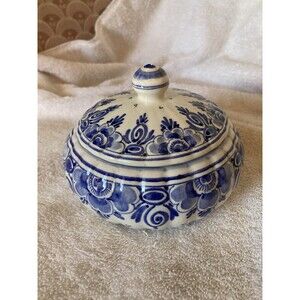 Vintage Delft Holland Trinket Bowl w/ Lid D.P. De Delftse Pauw Bowl Floral